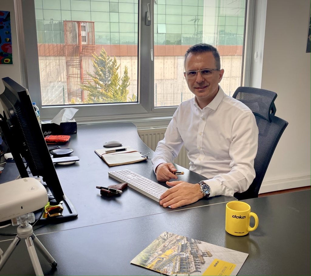 Doka Kalıp İskele Genel Müdürü Ender Özatay’dan Üniversitelilere Başarılı Kariyerin İpuçları